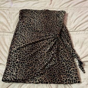 Leopard print skirt
